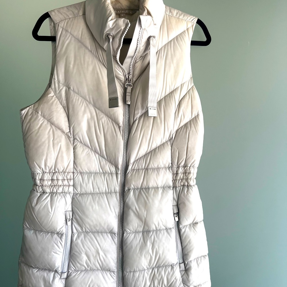Athleta puffer vest worn once size M